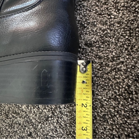 Tommy Hilfiger Black Leather Riding Boots, Gold Accents, Size 9M, Elegant Style - Picture 8 of 16